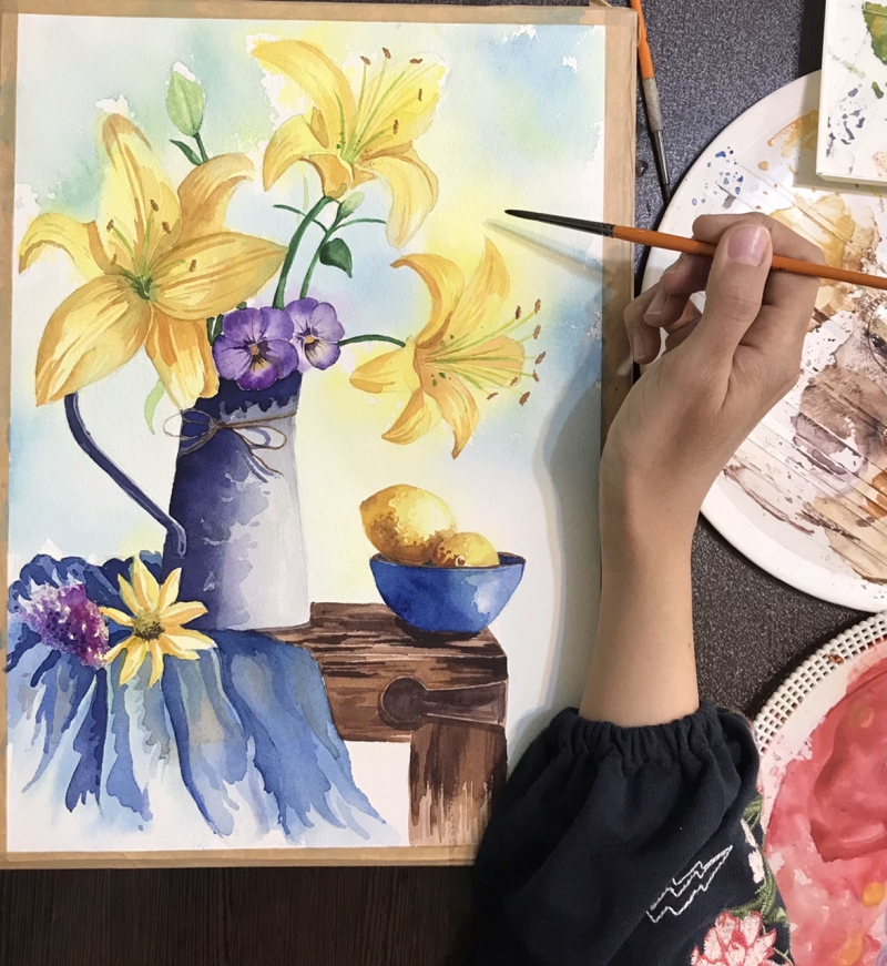 نقاشی گلدان گل – اثر هنرجو: پانته آ فارسیانی